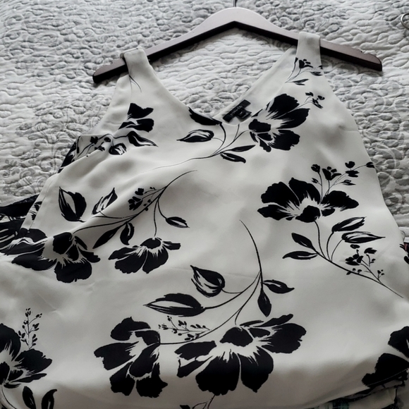 Camis - Picture 1 of 1